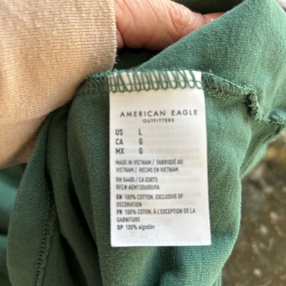 American Eagle green and grey Super Soft Standard Fit raglan short sleeve. Large - Picture 8 of 10